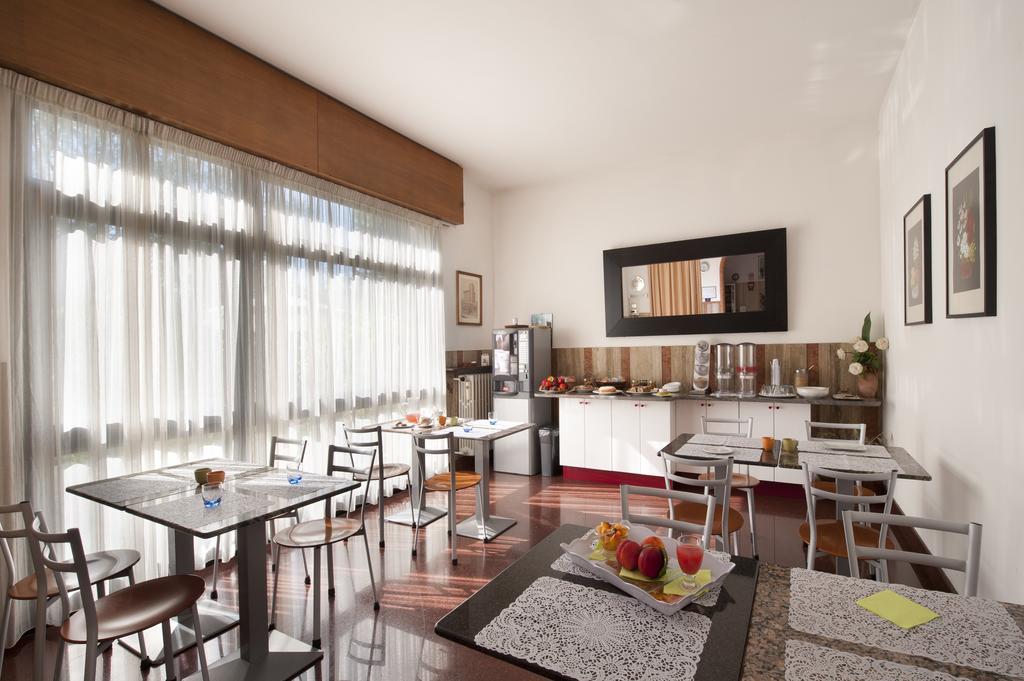 Hotel Caselle 산레자로디사베나 외부 사진